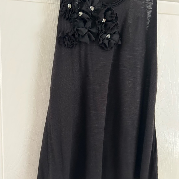 Lush Brand Black Flowy Tank Top Tunic Flower Embellished Sz XS/SM 100% Rayon - Picture 6 of 15